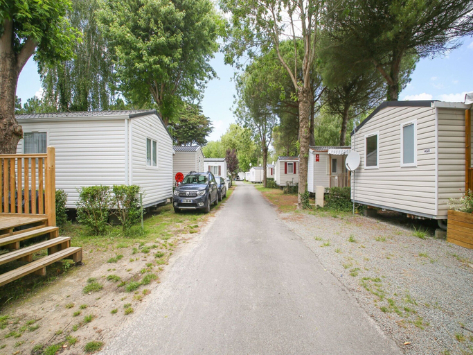 Exterior 3, Appealing Mobile Home in Saint Jean de Monts, Vendée