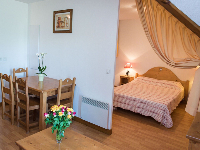 Bedroom 3, Retreat Near Lake Annecy, Haute-Savoie