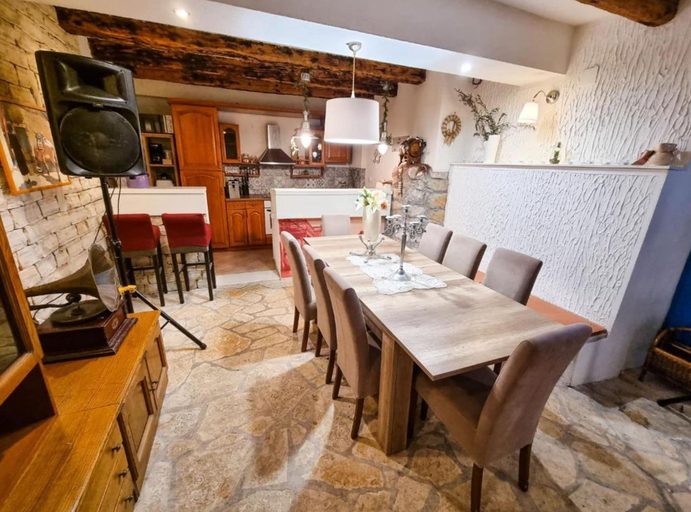 Food & Drinks 4, Villa M, Vodice