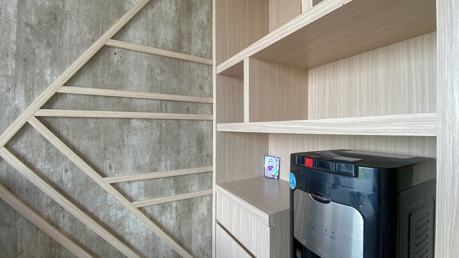 Others 4, Homey And Clean Studio At Sky House Alam Sutera Apartment, Tangerang