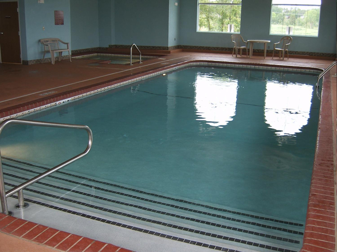 Sport & Beauty 5, Parkfield Inn - Warsaw, Benton