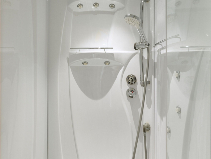 Bathroom, Apartment in Scheveningen by the Harbor, Den Haag