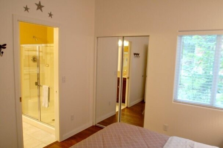 Bedroom 2, Mt Baker Lodging Cabin 16 - Sleeps 2, Whatcom