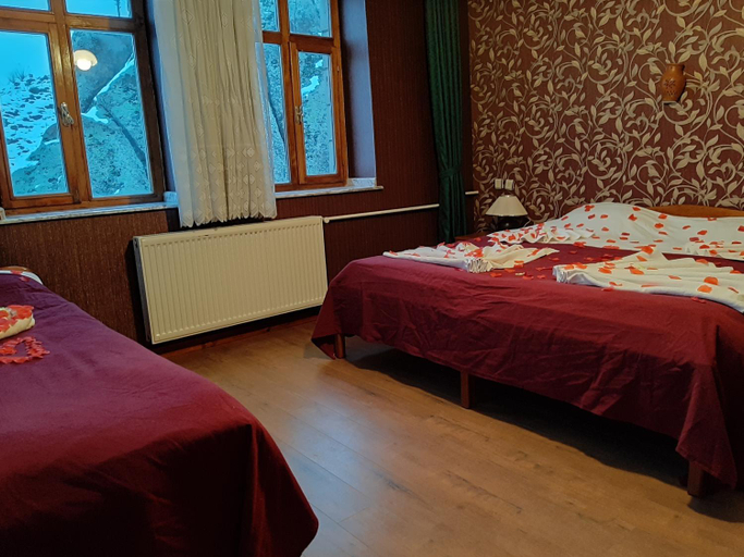 Bedroom 12