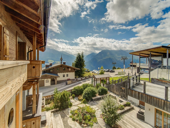 Others 3, Chalet in Mittersill by Ski Lift Sauna, Zell am See