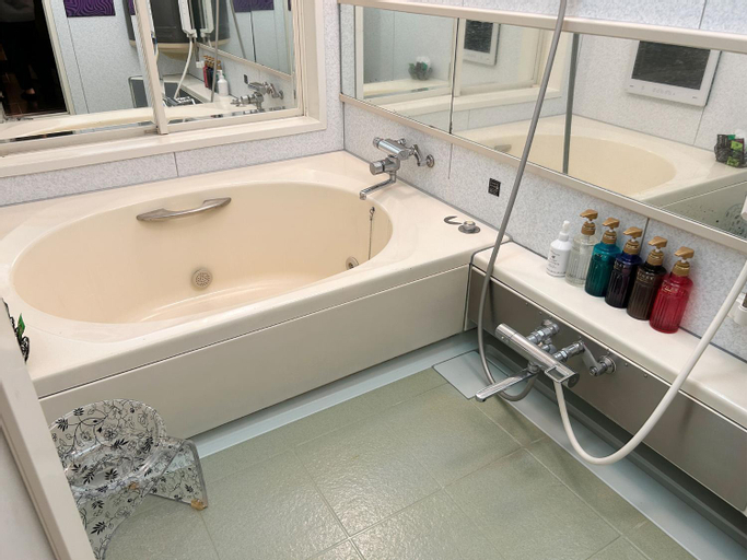 Bedroom 5, Restay Iwatsuki (Adult Only), Saitama