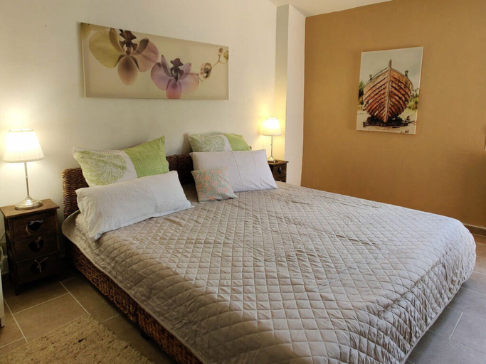 Room 2, Casa Oreggi Comfortable Holiday Residence, Imperia
