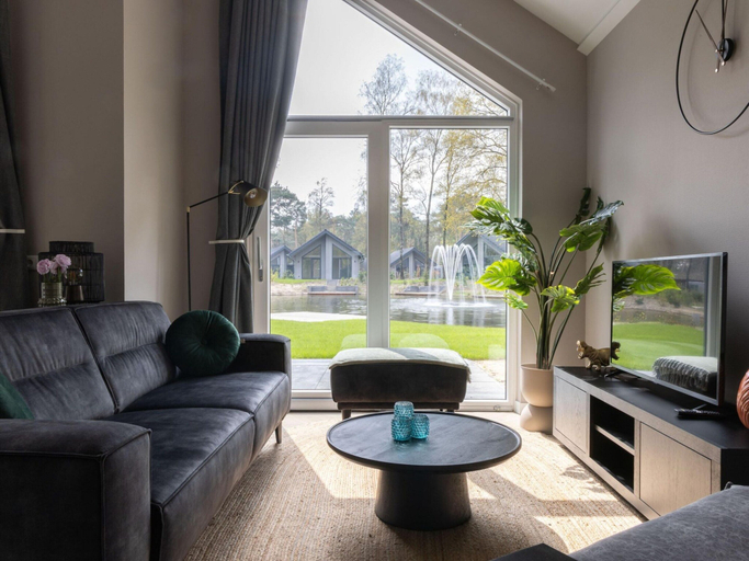 Living area 3, Eco Villa in Latour by Scenic Pond, Oirschot