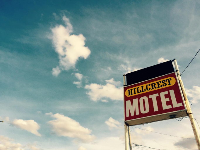Others 5, Hillcrest Motel, Division No. 17