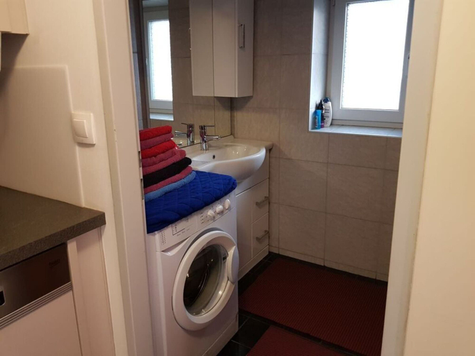 Bathroom 4, Holiday Apartment Taca 1, Wien