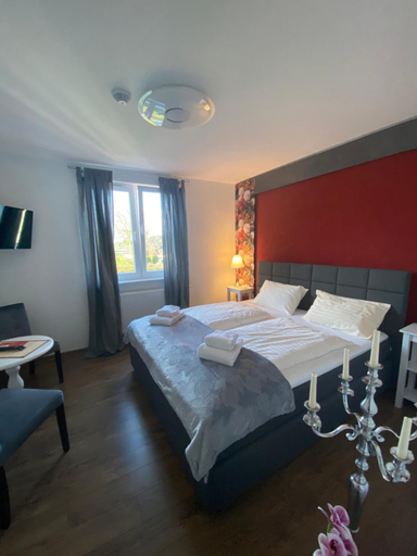Bedroom 4, Der Tanzhase, Segeberg