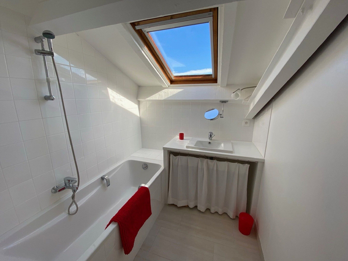 Bathroom 3, Sunlit Villa in Banne, Ardèche