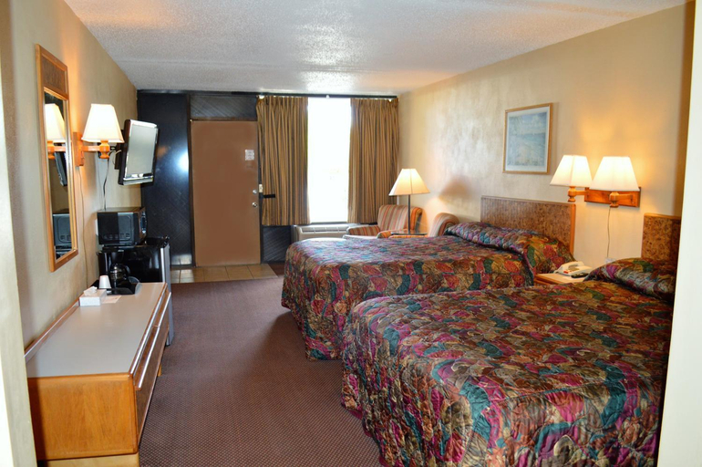 Others 4, Tarpon Shores Inn, Pinellas