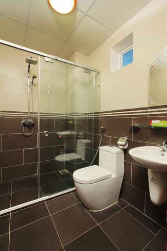 Bathroom 4, Gold Stars Hotel, Long Điền