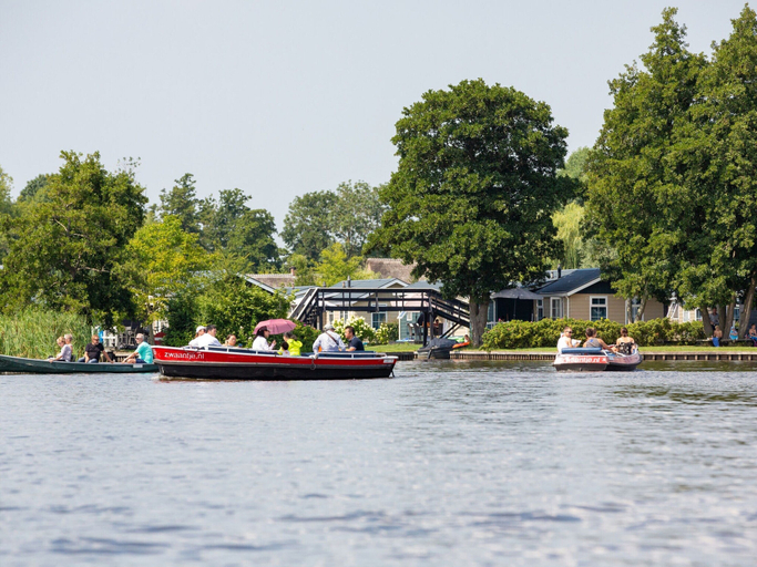 Miscellaneous 5, Cozy Chalet With Sloop in Giethoorn, Steenwijkerland