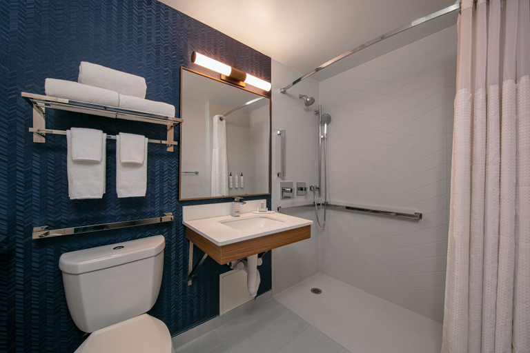 Bathroom 5, Fairfield Inn by Marriott JFK Airport, New York