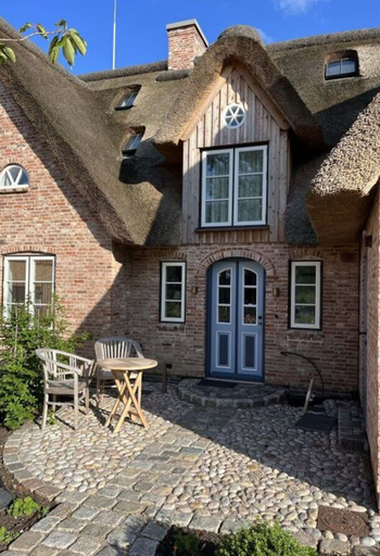 Exterior 2, "luttdons" in the Haus am Deich, Nordfriesland