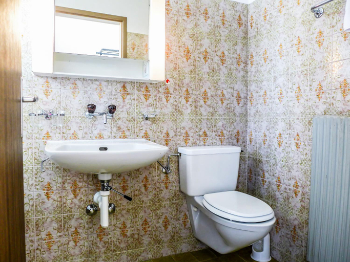 Bathroom, Apartment Chesa Ova Cotschna 303 by Interhome, Maloja