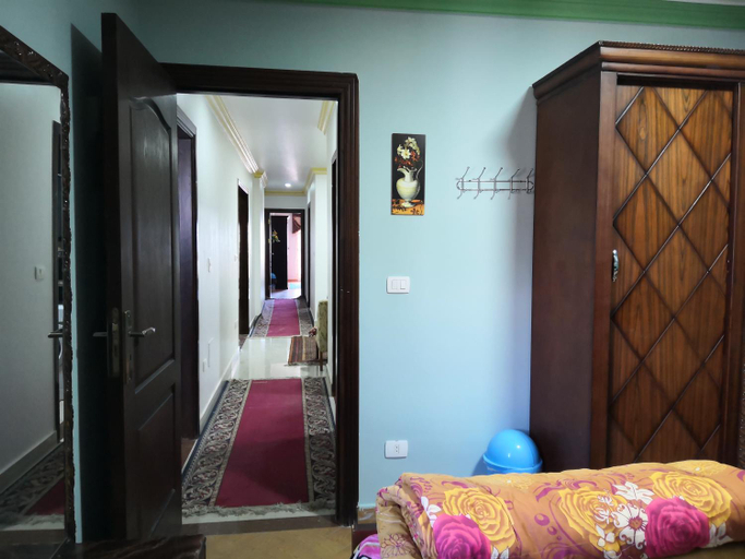 Others 5, Stanley Bridge Apartment, Alexandria