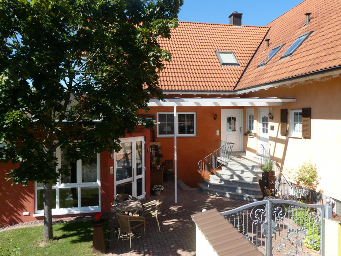 Hotel & Gastehaus Im Ziegelweg KLIMATISIERT Eintrittskarten fur den Europa-Park erhalten Sie garanti, Ortenaukreis
