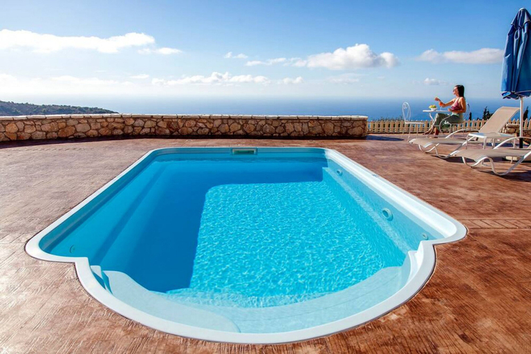 Room 3, Vissala 1 Arenaria in Chortata, Ionian Islands