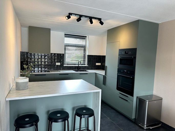 Others 5, Spectacular Villa by the Lake, Medemblik