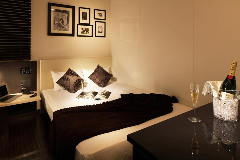 Bedroom 23