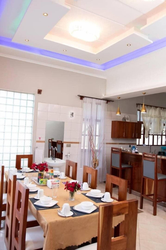 Food & Drinks 4, Simba Villa, Arusha Urban