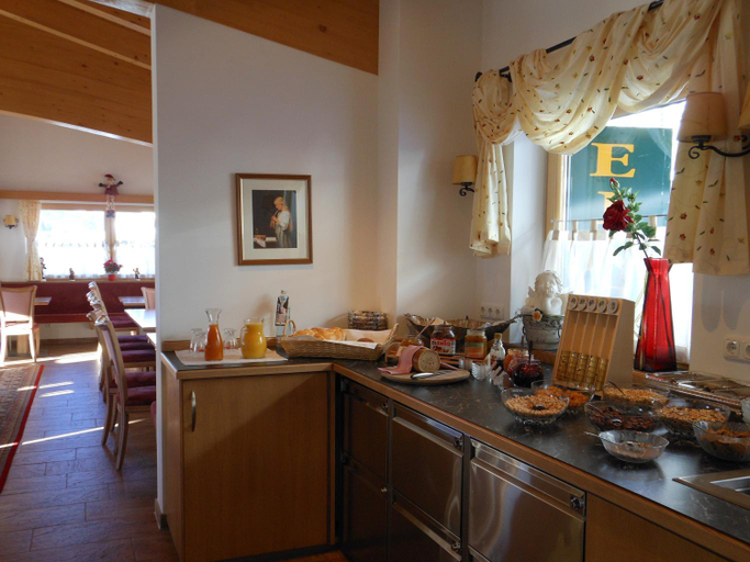 Food & Drinks 4, Appartement Hotel Sonneck, Zell am See
