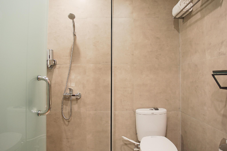 Bathroom 9