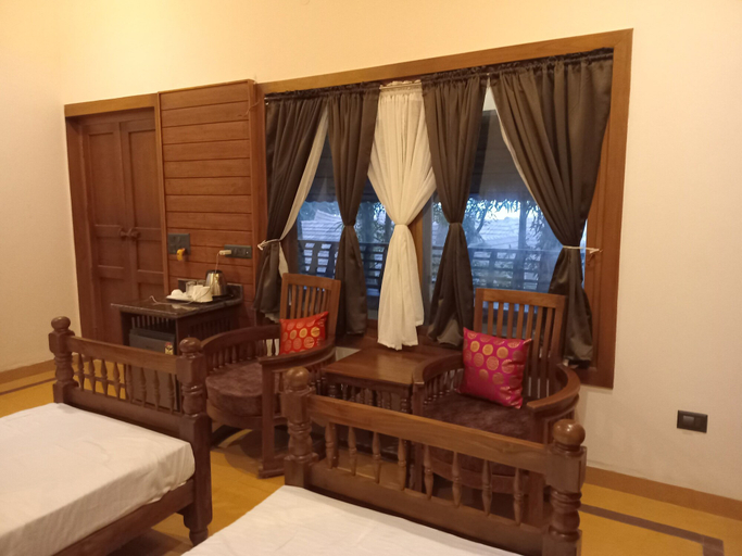 Bedroom 2, Shantitheeram Ayurveda, Alappuzha