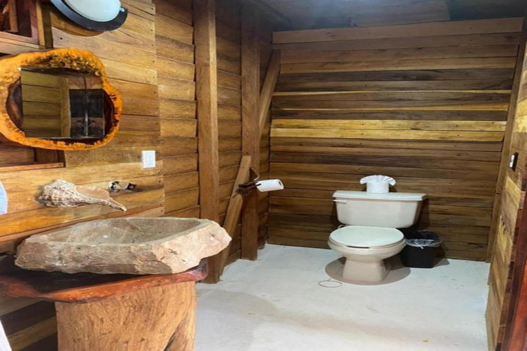 Bathroom 3, Aruma Ha, Lázaro Cárdenas