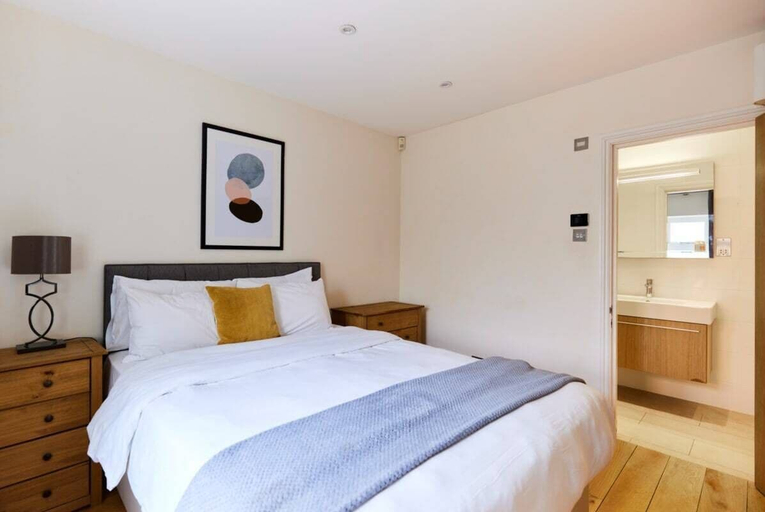 Bedroom 3, The Bayswater Nook - Stylish 1bdr Flat, London