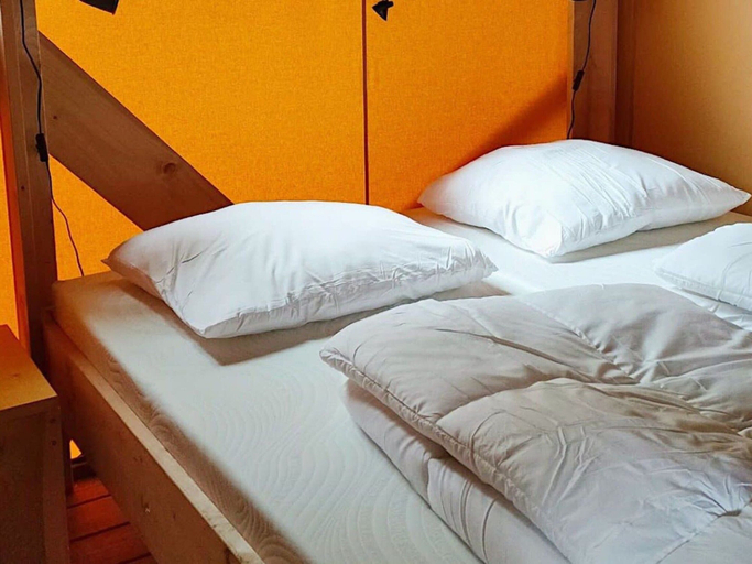 Bedroom 4, Nice Tent With Bathroom, Near a Recreation Area, Langedijk