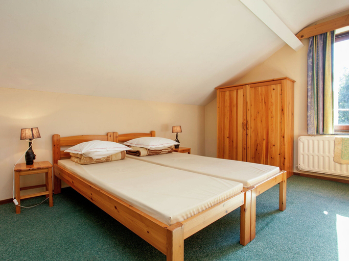 Bedroom 2, Spacious Holiday Home With Roofed Terrace, Liège