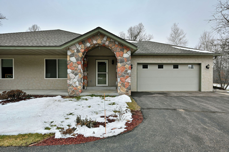 Unit 701 5 bd 3 ba, Barron