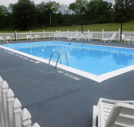 Sport & Beauty, Danville Suite, Montour