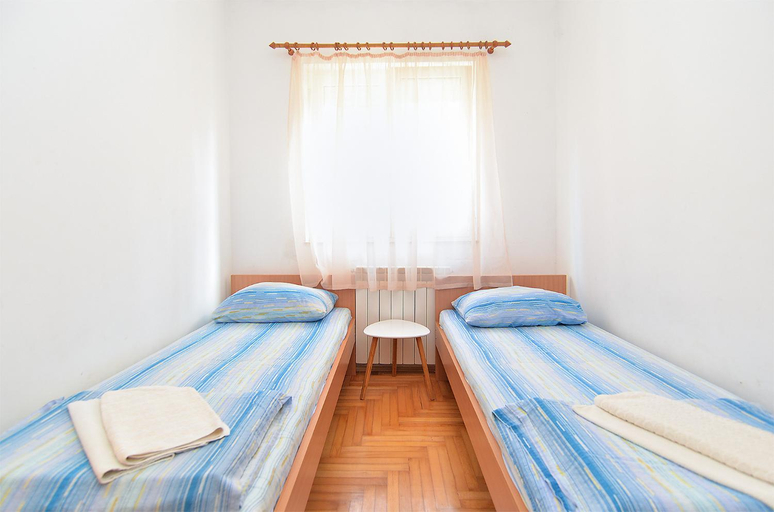 Others 2, Apartment 1359, Vodnjan