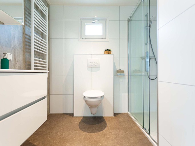 Bathroom, Modern Chalet With Dishwasher, Nieuwerkerk aan den IJssel
