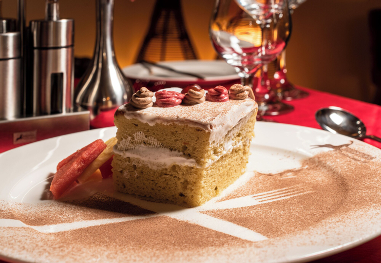 Food & Drinks 8