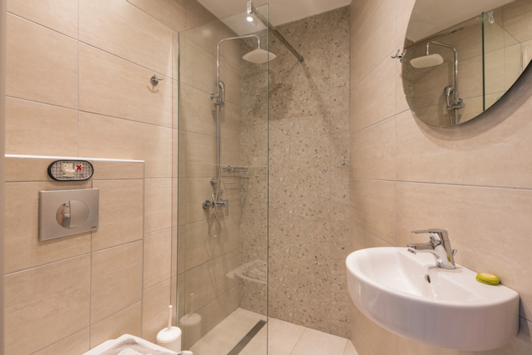Bathroom 3, Kathrin Beach Hotel, Crete