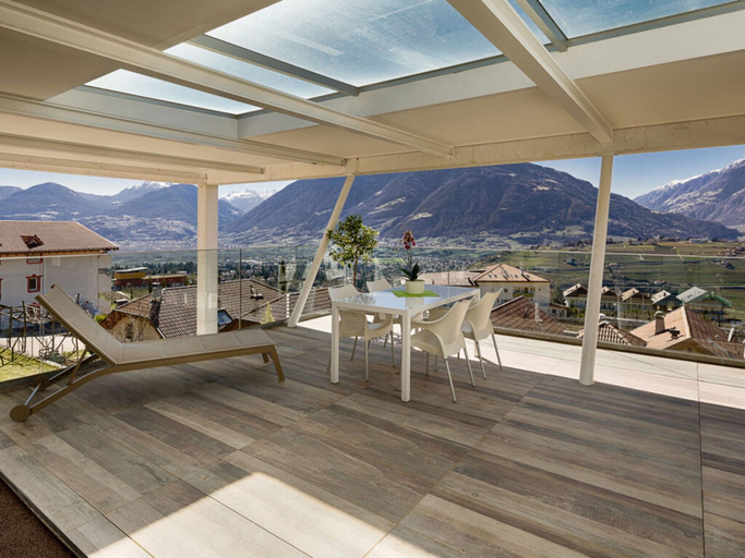 Dining 3, 1 Alvarium Comfortable Holiday Residence, Bolzano