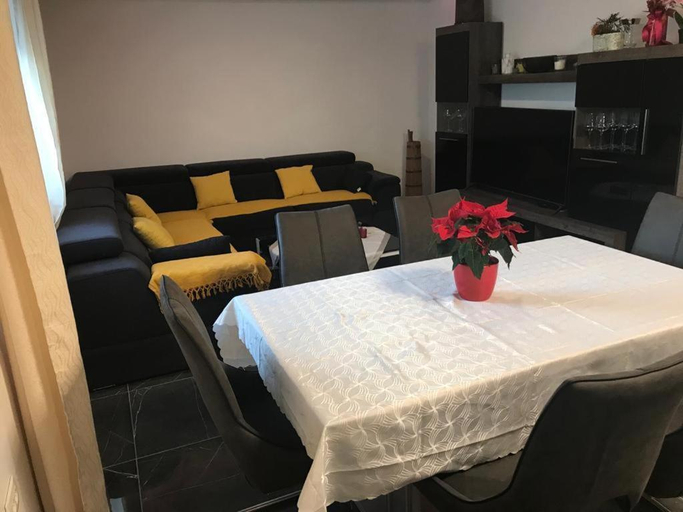 Others 3, Apartmani Jukic, Kaštela