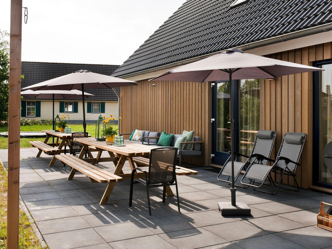 Exterior 4, Holiday Home With Sauna and hot tub, Vlagtwedde
