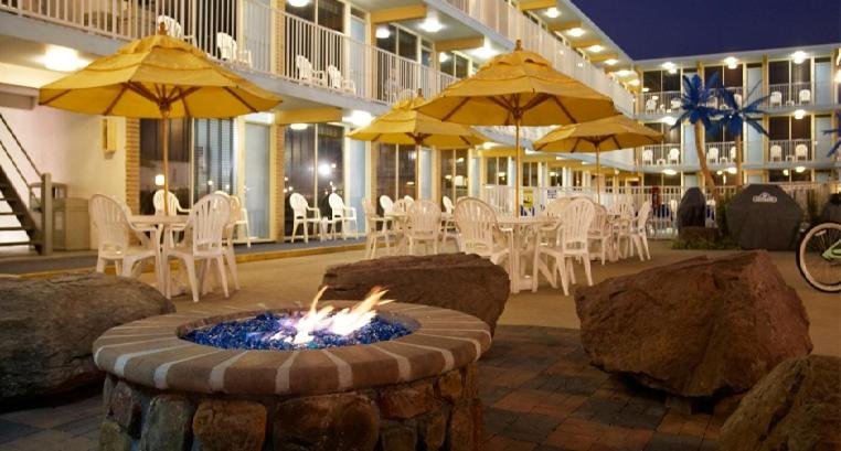 Others 4, Blue Palms Resort, Cape May