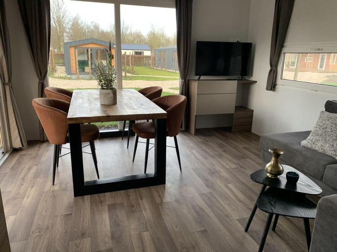 Others 3, Charming Chalet 2 km. of the Efteling, Loon op Zand
