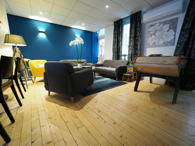 Public Area 3, Hotel Le Biarritz - Vichy, Allier