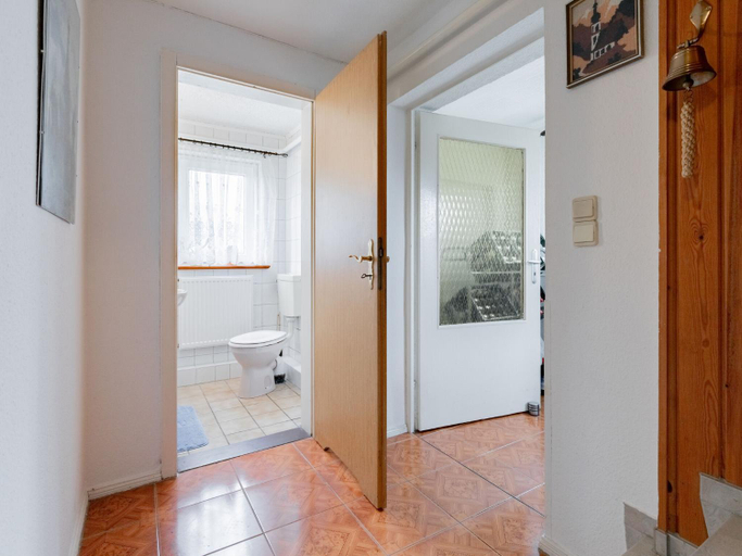 Bathroom 4, Wohnung im OT Brusow mit Garten, Rostock