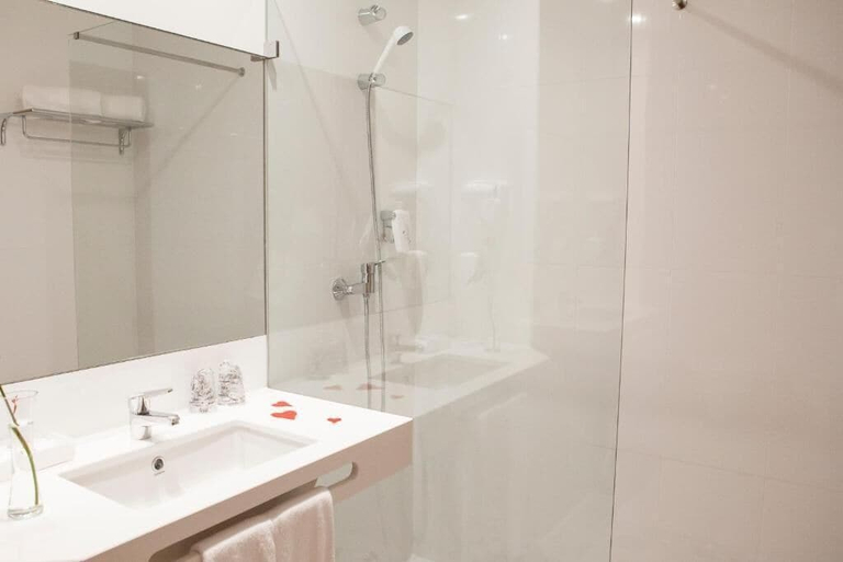 Bathroom 3, Flag Hotel Aljustrel, Aljustrel