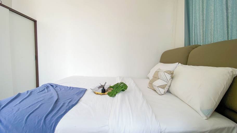 Bedroom 5, Comfort Living 2Br At Transpark Cibubur Apartment, Depok